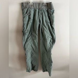 Duo Maternity Cargo Pants Size: M